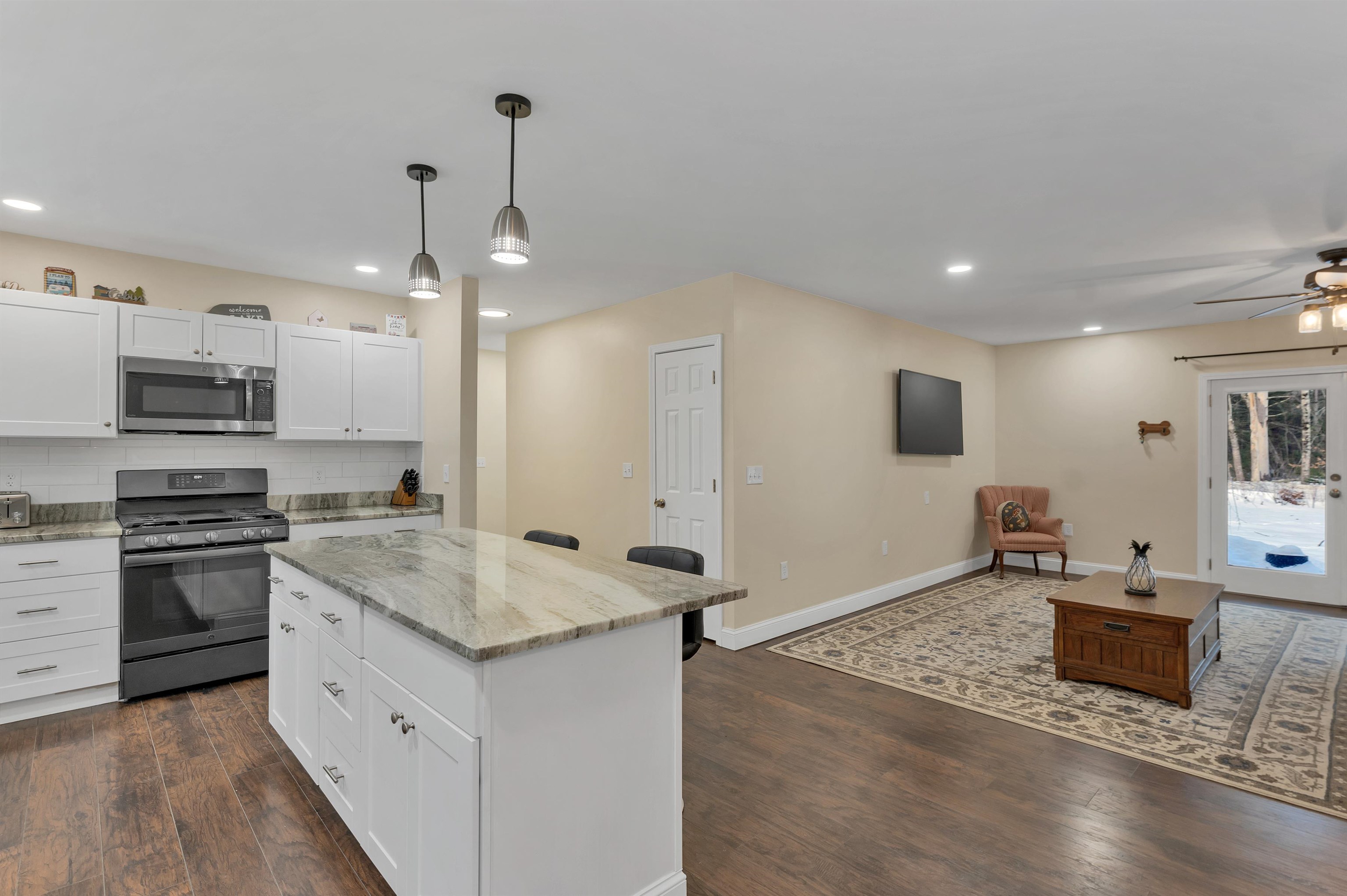 185 Town House Road Effingham, NH 03882 - Photo 14 of 53