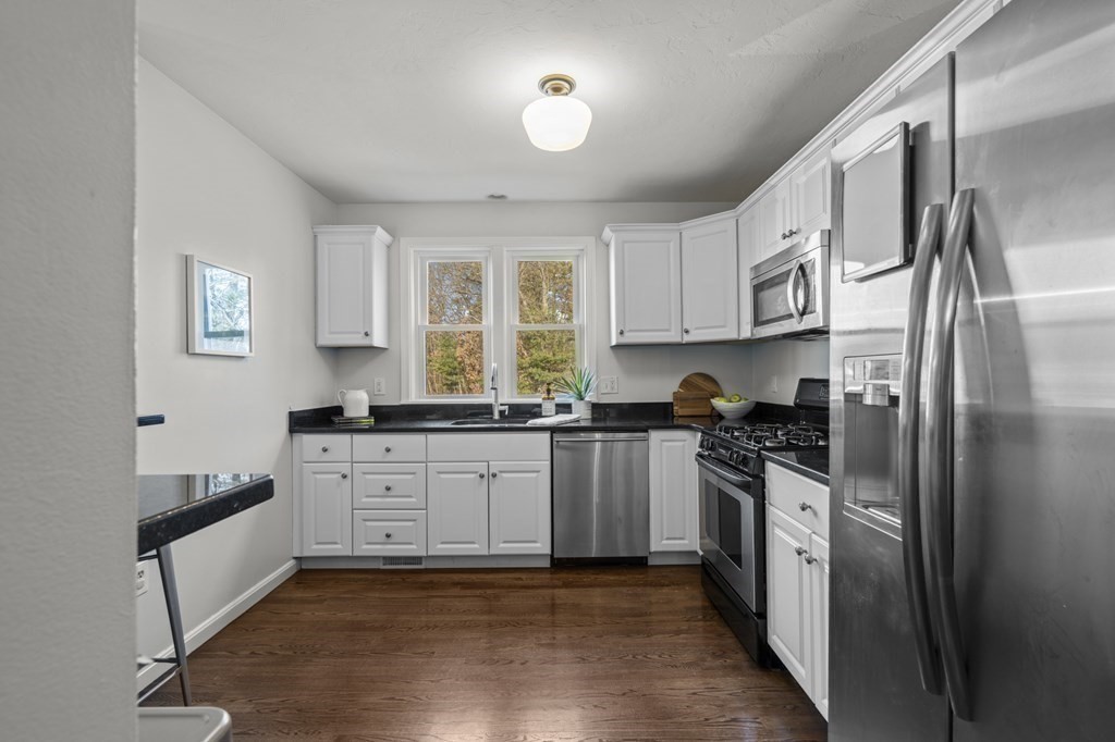 16 Summerville Road, Unit 16 Foxboro, MA 02035 - Photo 7 of 29 Gallery Image 7