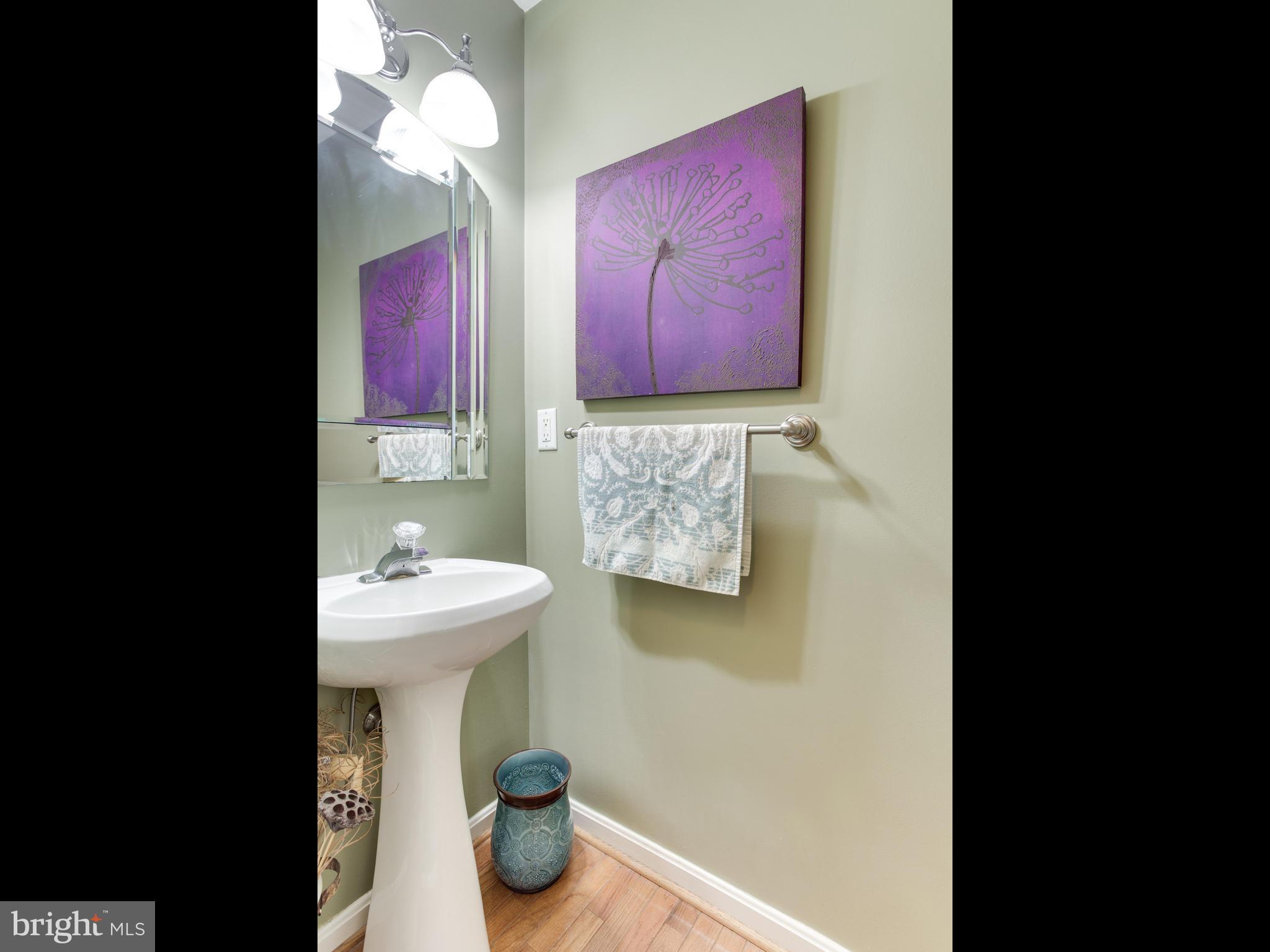 1496 Warfield Road Edgewater, MD 21037 - Photo 14 of 30 Main floor 1/2 bath