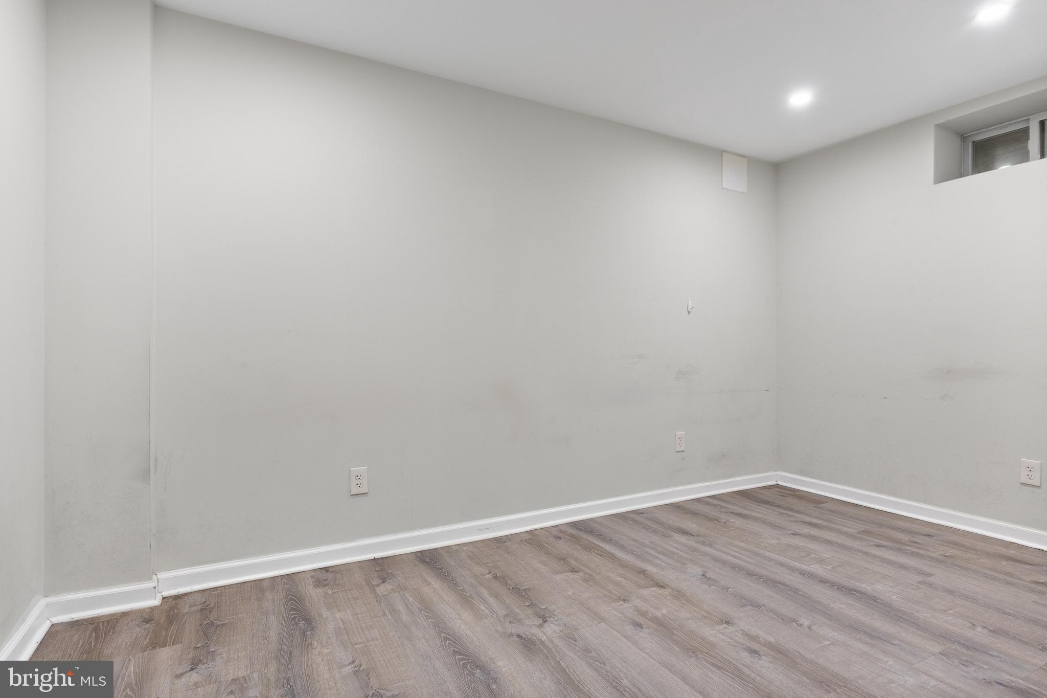 118 Suburban Boulevard Delran, NJ 08075 - Photo 30 of 36 a view of an empty room