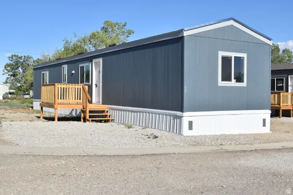 $89,900 | 425 Esquire Parkway, Unit 37, Castle Dale, UT 84513