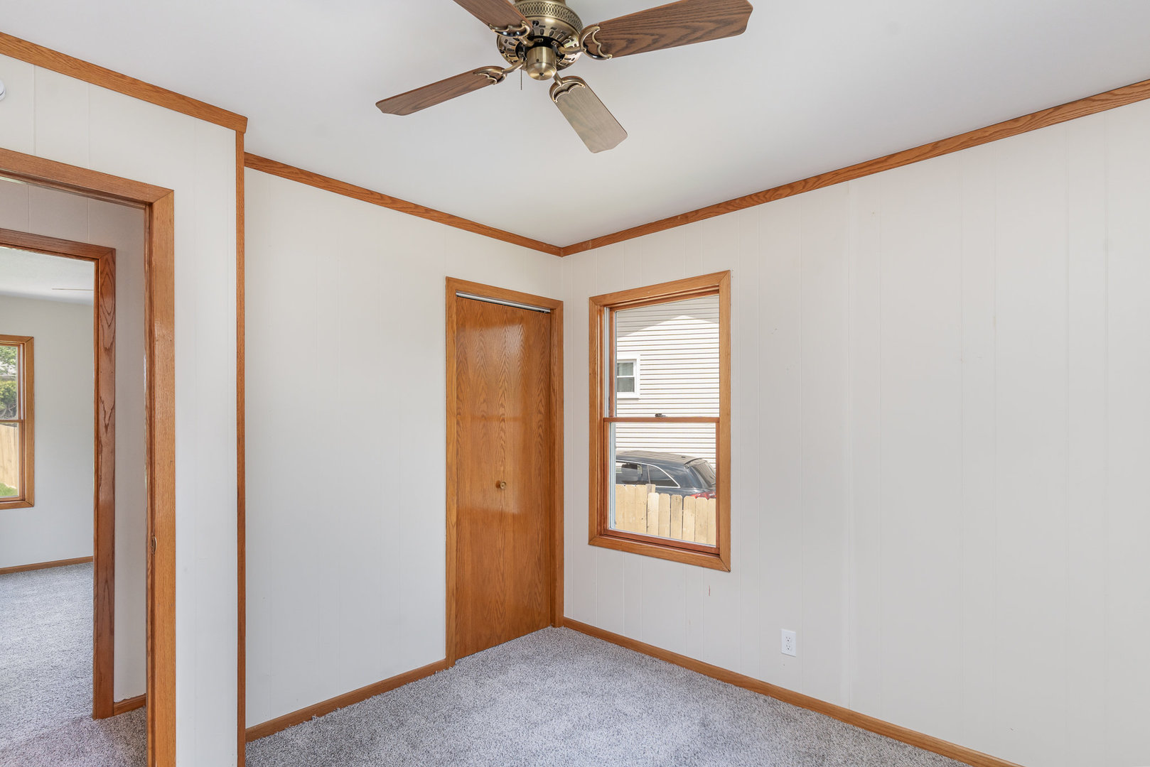 138 Cedar Circle Streamwood, IL 60107 - Photo 7 of 15 a view of an entryway