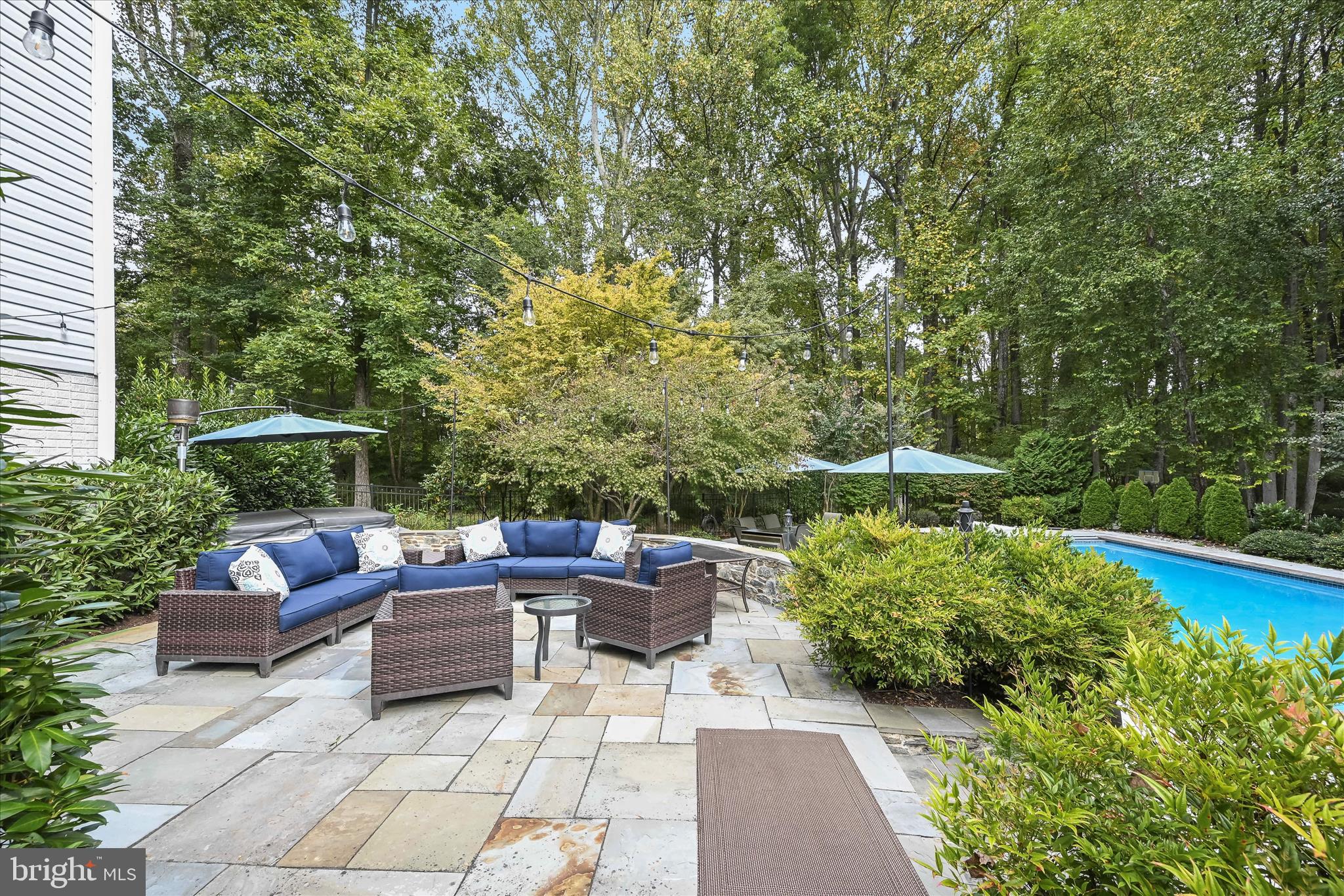 20521 Riggs Hill Way Brookeville, MD 20833 - Photo 14 of 34 Patio