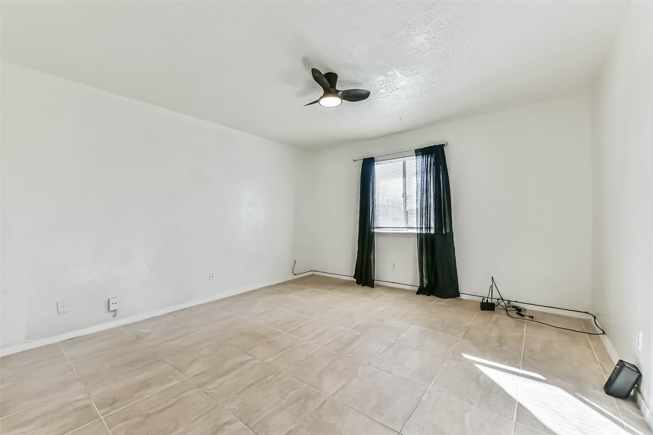 11411 Murr Way Houston, TX 77048 - Photo 16 of 21