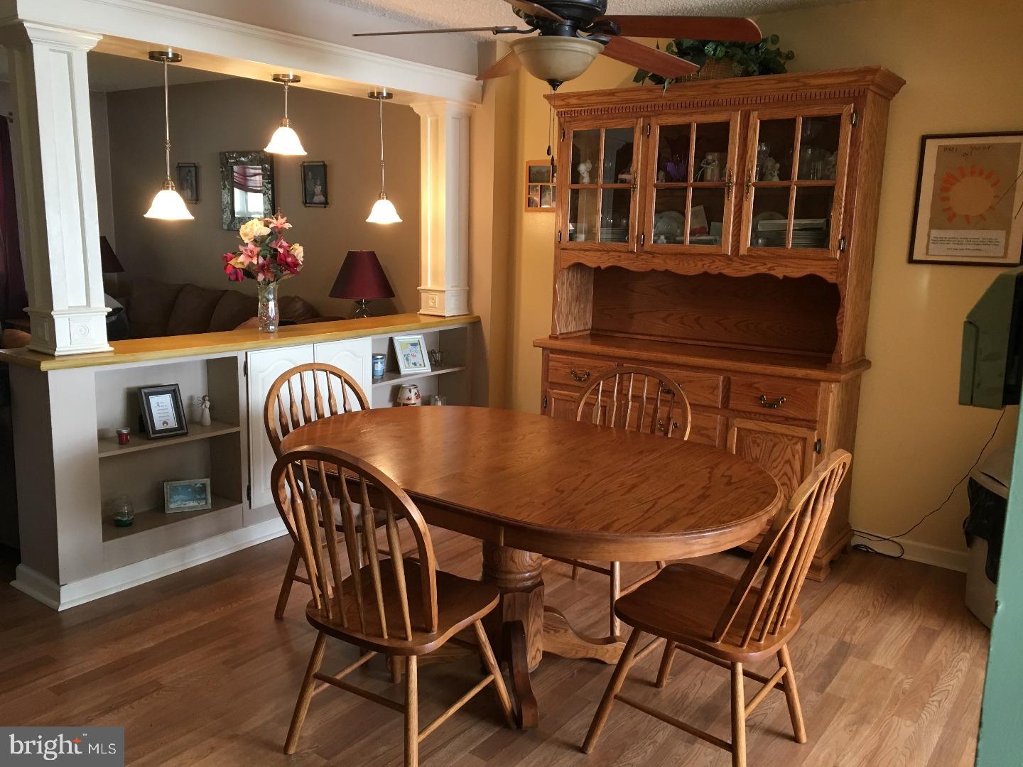 4133 Fairdale Road Philadelphia, PA 19154 - Photo 3 of 12 Gallery Image 3