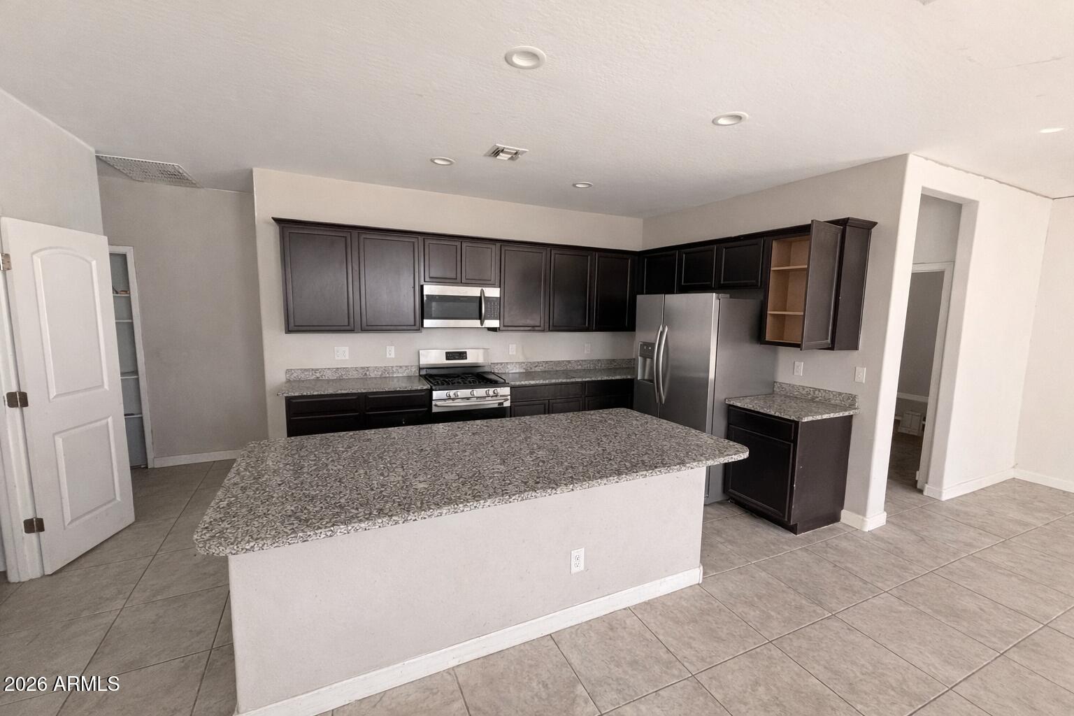 19081 North Pineta Road Maricopa, AZ 85138 - Photo 2 of 5 Kitchen