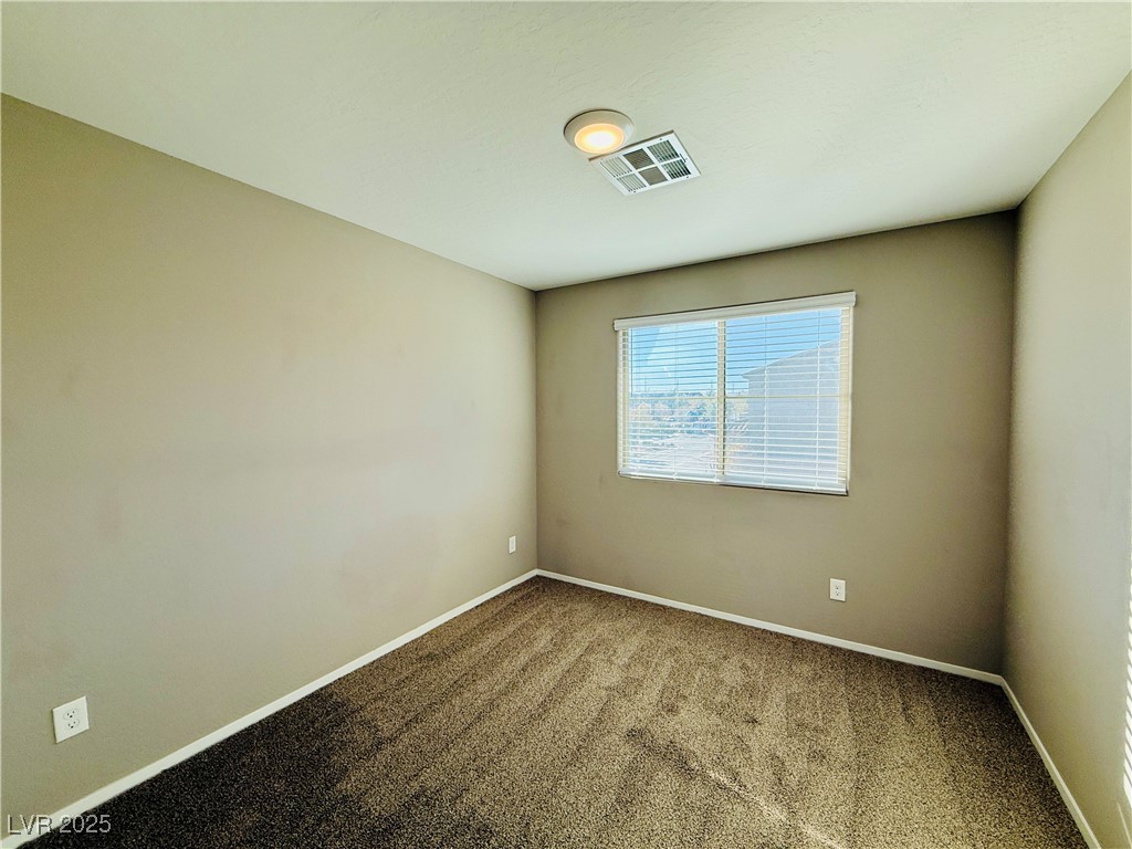 8724 Giant Causeway Avenue Las Vegas, NV 89148 - Photo 15 of 32