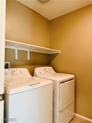 $2,150 | 8724 Giant Causeway Avenue, Las Vegas, NV 89148