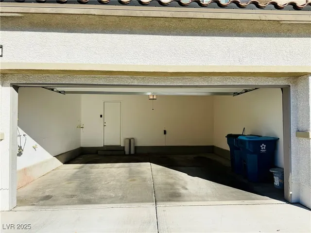 $2,150 | 8724 Giant Causeway Avenue, Las Vegas, NV 89148