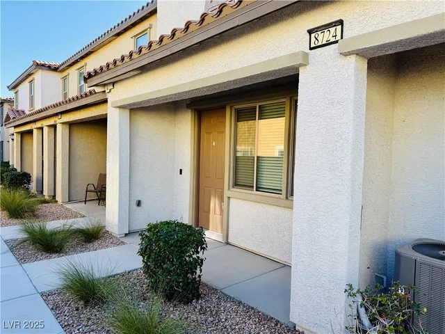 $2,150 | 8724 Giant Causeway Avenue, Las Vegas, NV 89148