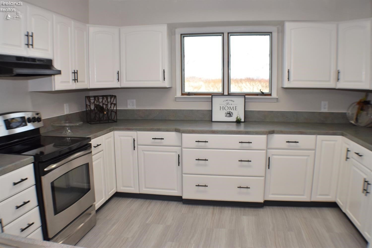 6255 Brown Road Oregon, OH 43616 - Photo 6 of 29 Gallery Image 6