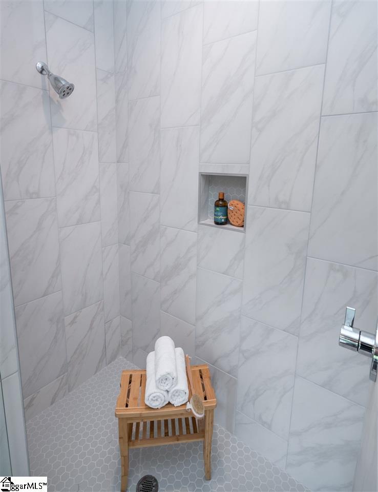 2412 Poole Road Greer, SC 29651 - Photo 19 of 33 Gallery Image 19
