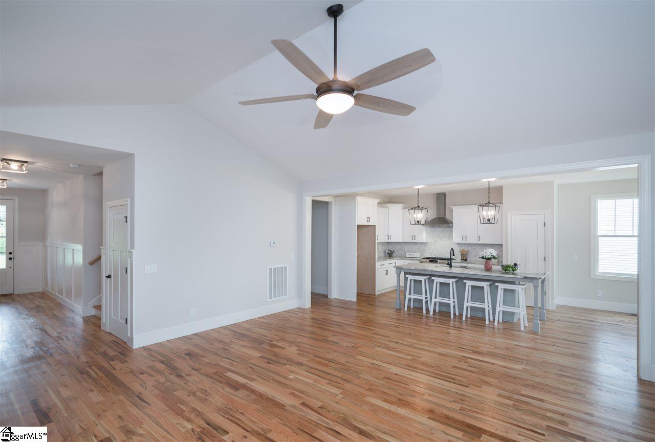 2412 Poole Road Greer, SC 29651 - Photo 7 of 33 Gallery Image 7