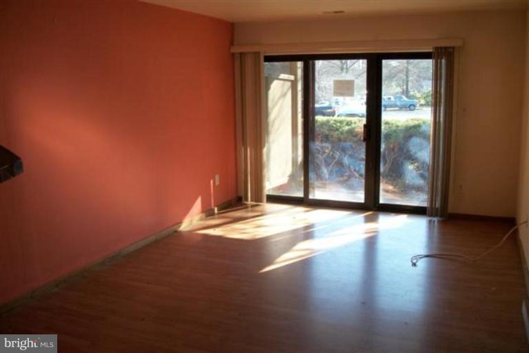 5816 Royal Ridge Drive, Unit C Springfield, VA 22152 - Photo 1 of 2 Family Room