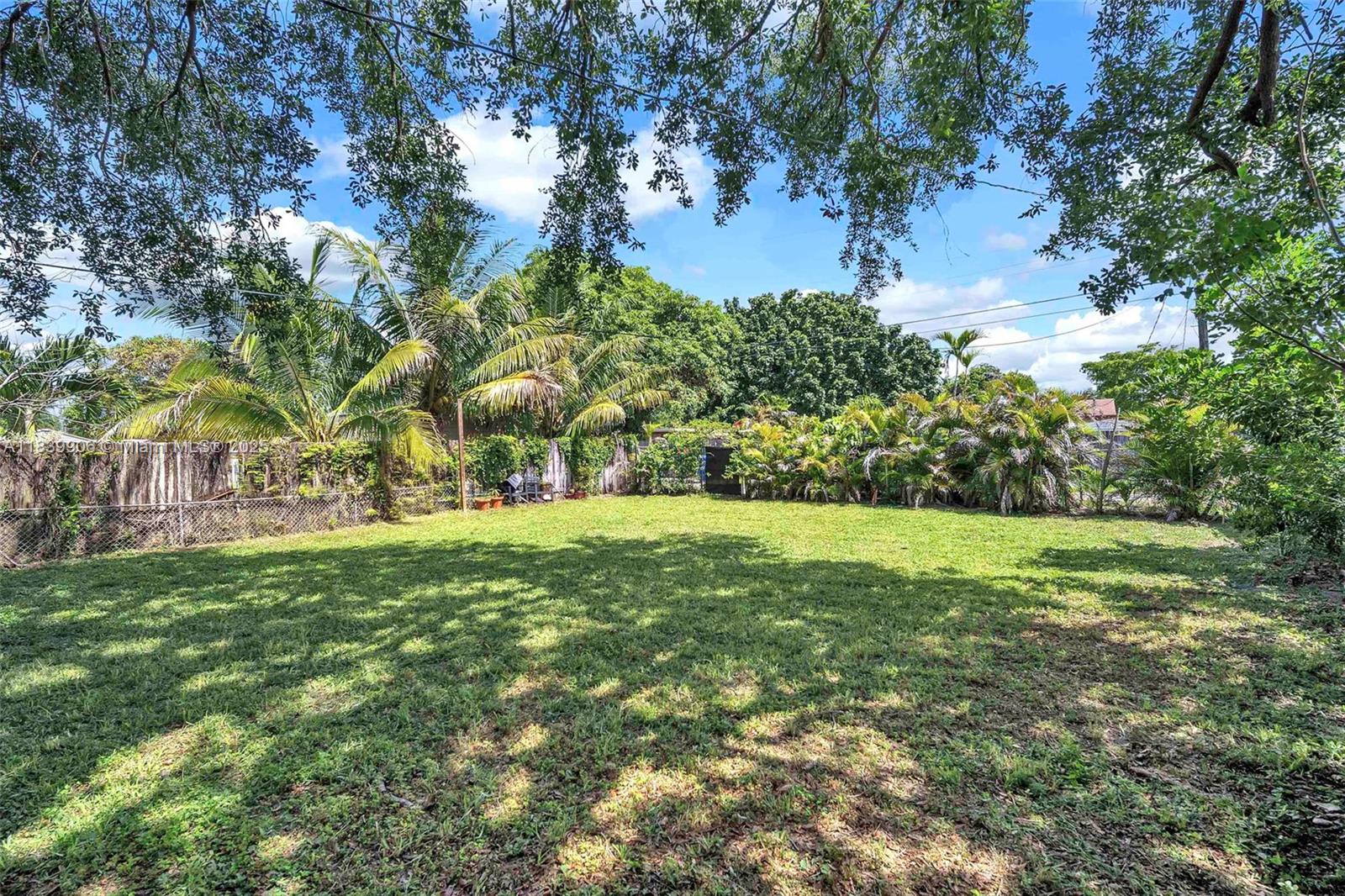 2407 Harding Street Hollywood, FL 33020 - Photo 22 of 33 Gallery Image 22