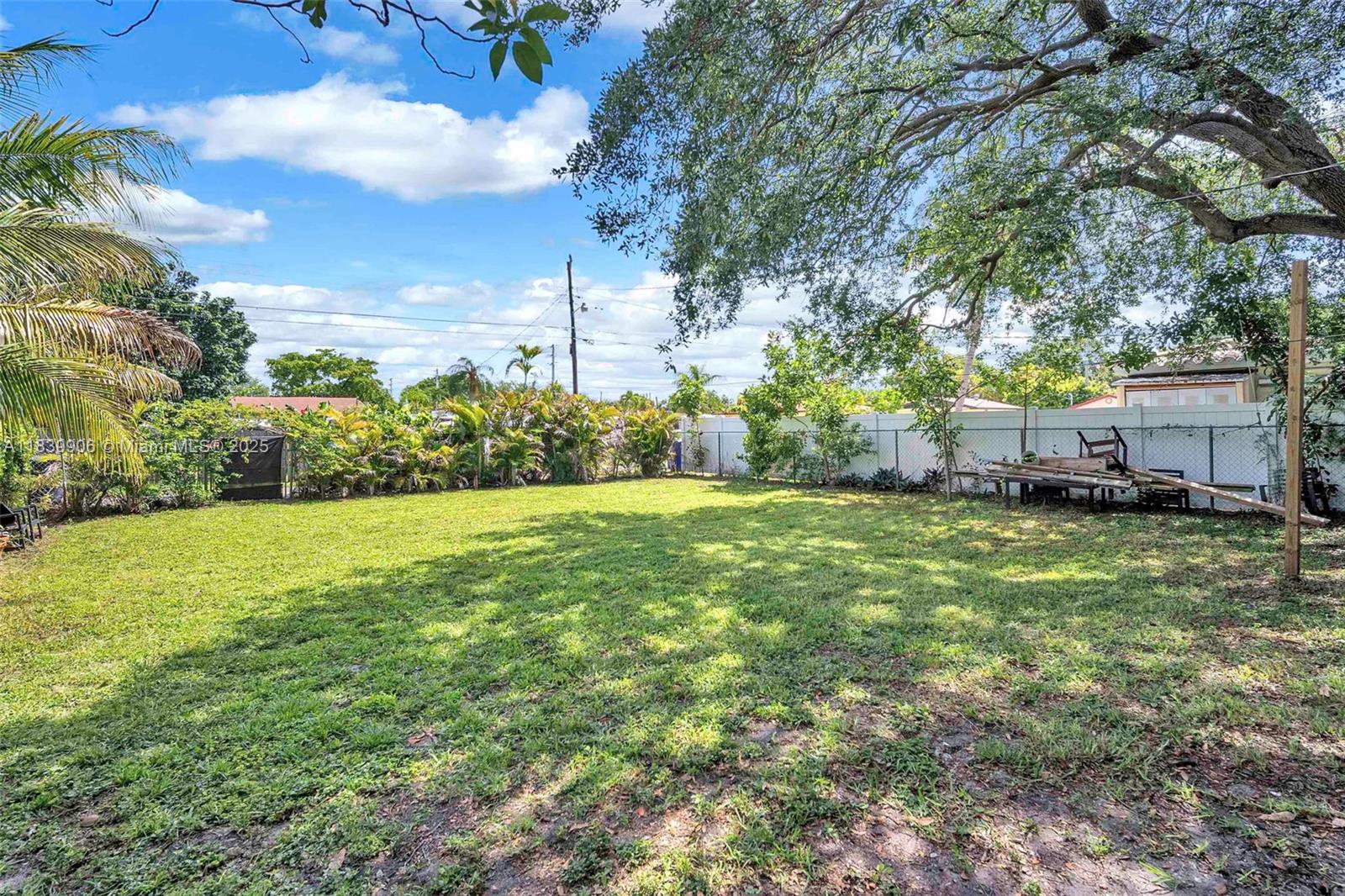 2407 Harding Street Hollywood, FL 33020 - Photo 23 of 33 Gallery Image 23