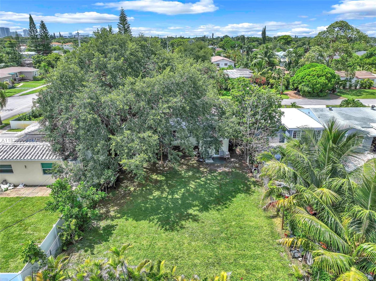2407 Harding Street Hollywood, FL 33020 - Photo 27 of 33 Gallery Image 27