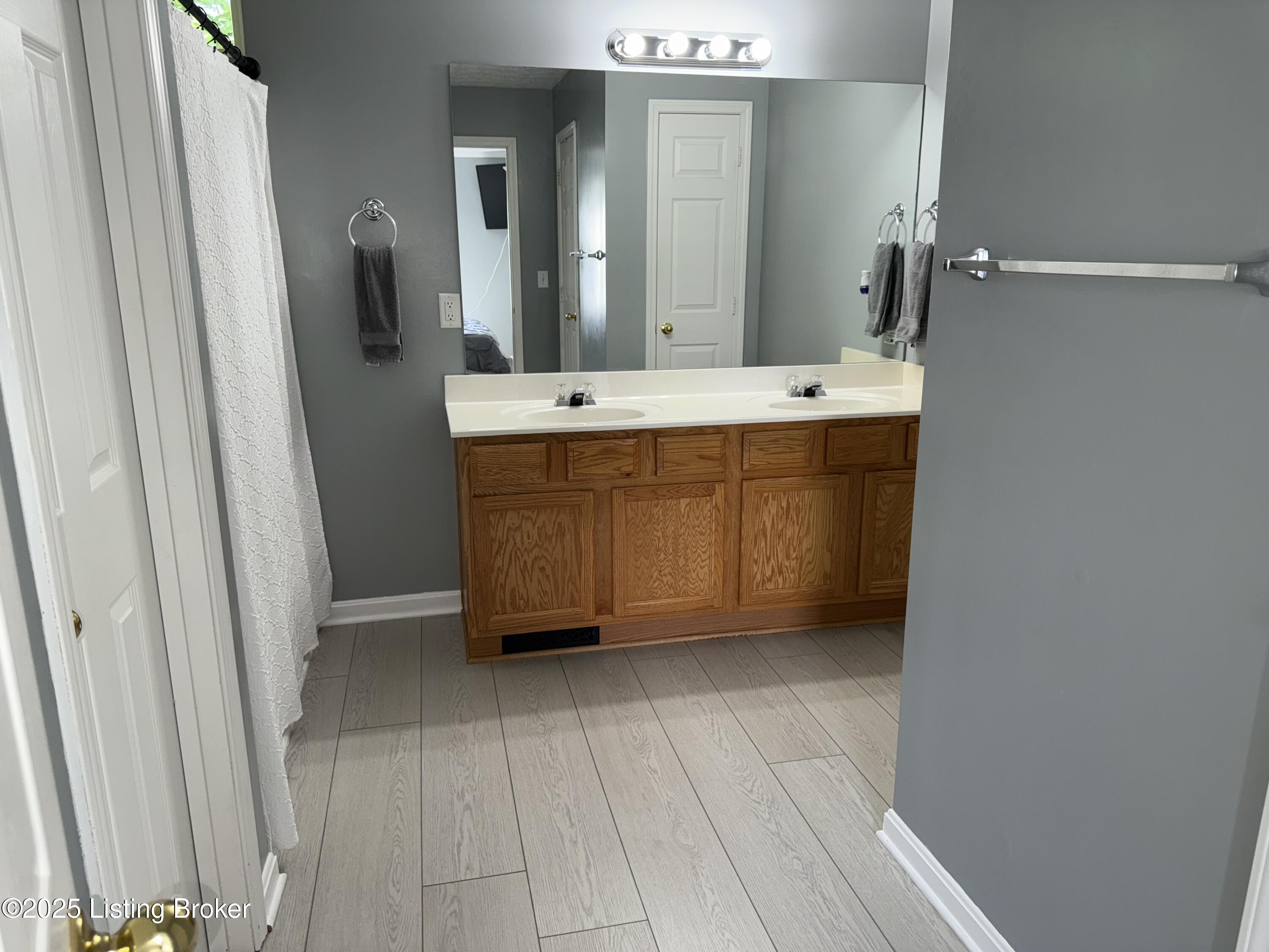 7817 Lariat Road Louisville, KY 40219 - Photo 27 of 33 IMG_6699