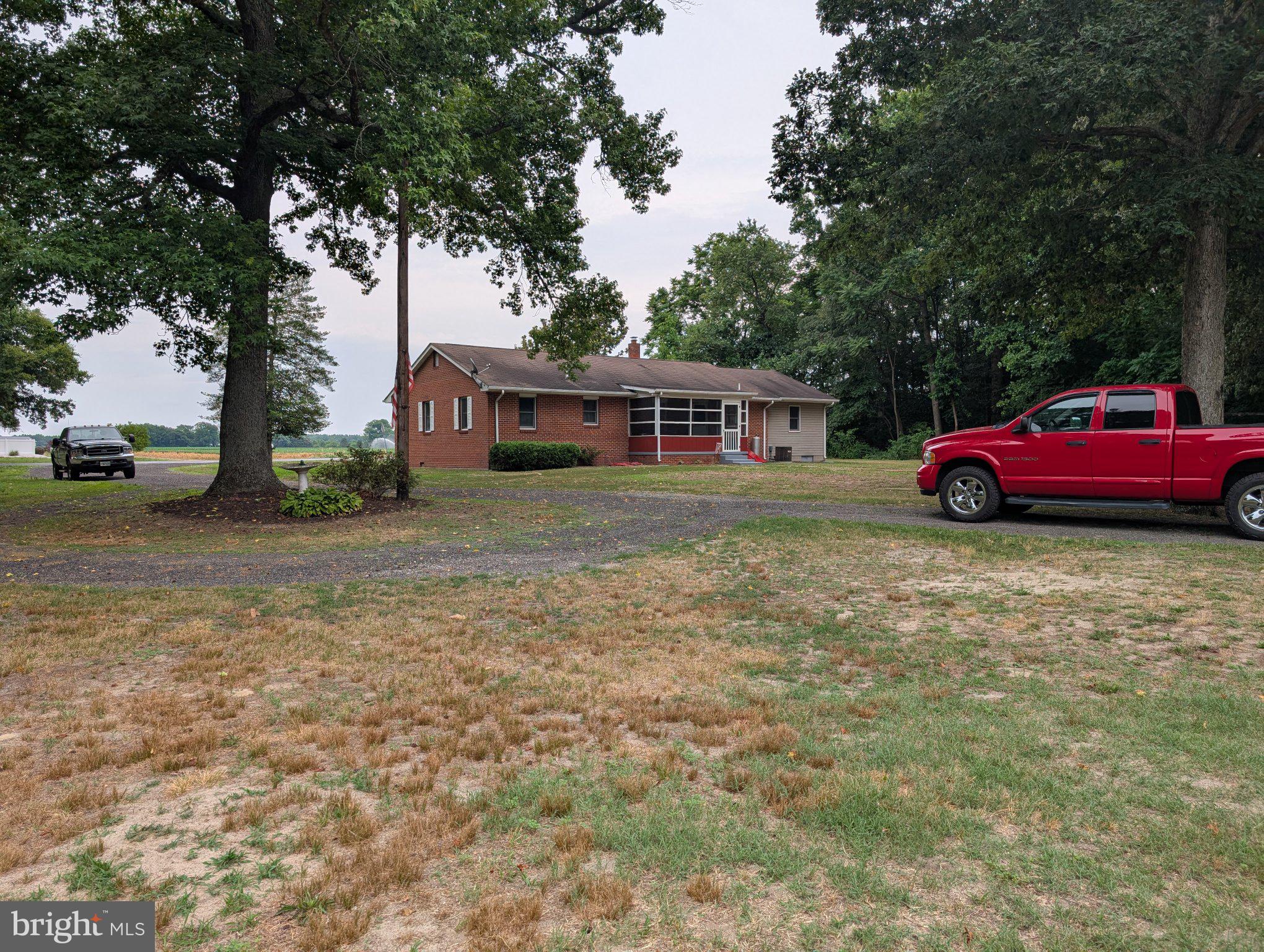 13790 Drapers Mill Road Greensboro, MD 21639 - Photo 3 of 22 Charming home on spacious grounds.