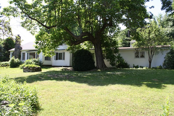 375 Mountain Road Wilbraham, MA 01095 - Photo 1 of 15