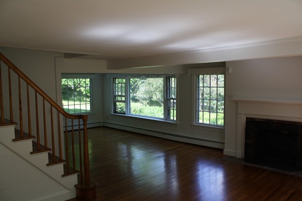 375 Mountain Road Wilbraham, MA 01095 - Photo 3 of 15