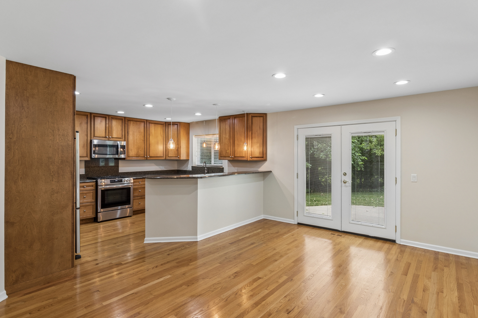 356 Windsor Lane Inverness, IL 60010 - Photo 6 of 20