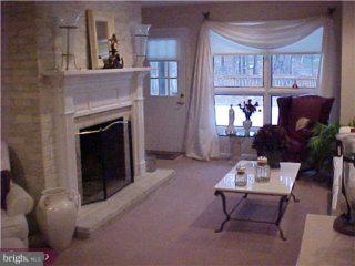 218 Foxcroft Road Broomall, PA 19008 - Photo 4 of 6 Gallery Image 4