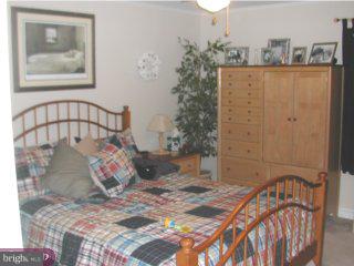 54 Gedney Road Lawrenceville, NJ 08648 - Photo 3 of 6