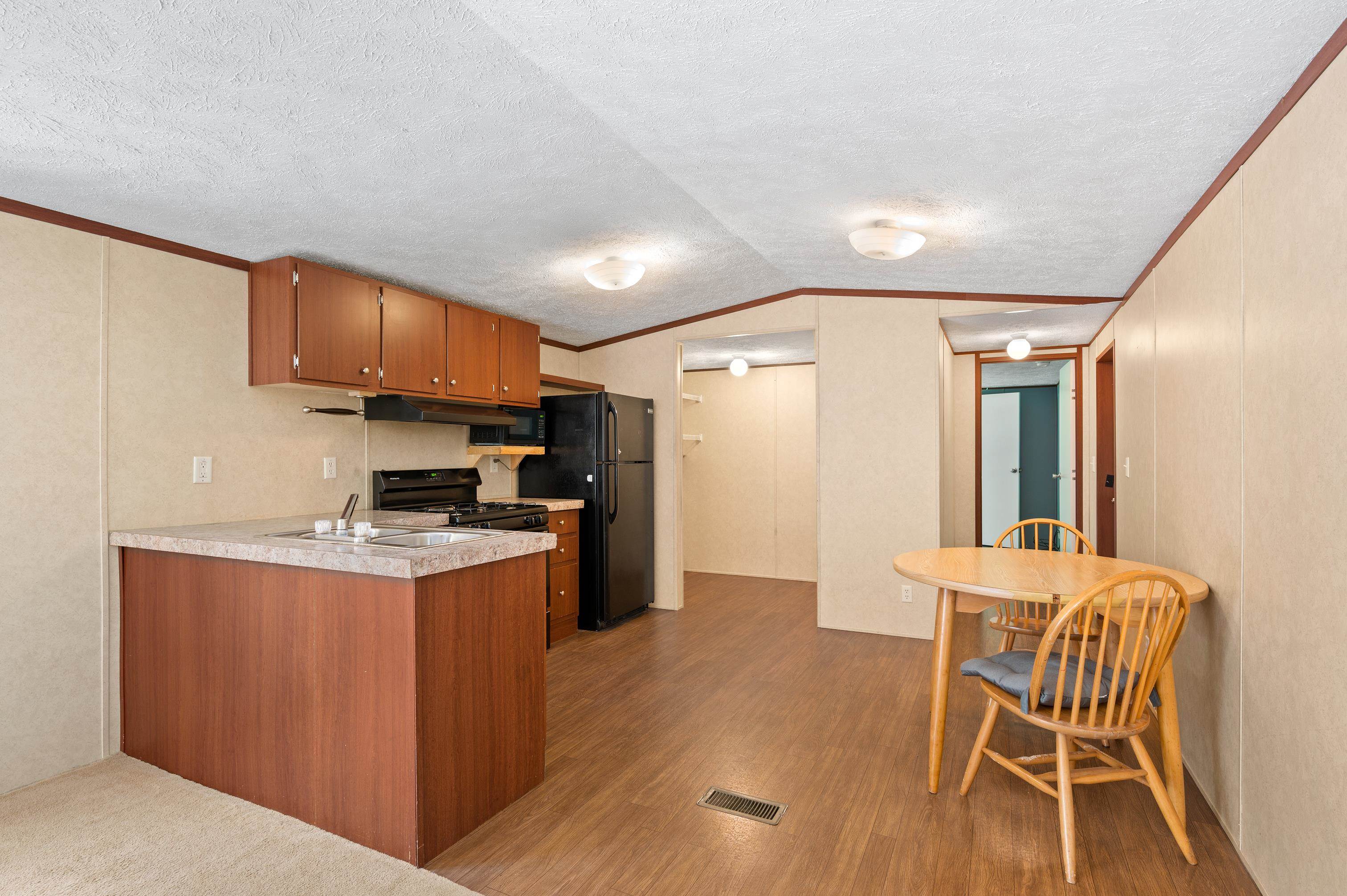 31 North Windy Road Tilton, NH 03276 - Photo 5 of 22