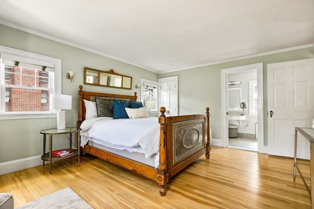 60 Moffat Road Newton, MA 02468 - Photo 13 of 23