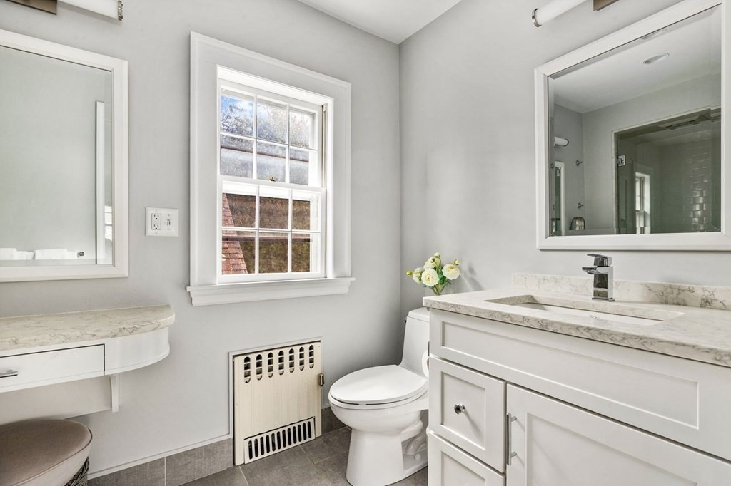60 Moffat Road Newton, MA 02468 - Photo 14 of 23