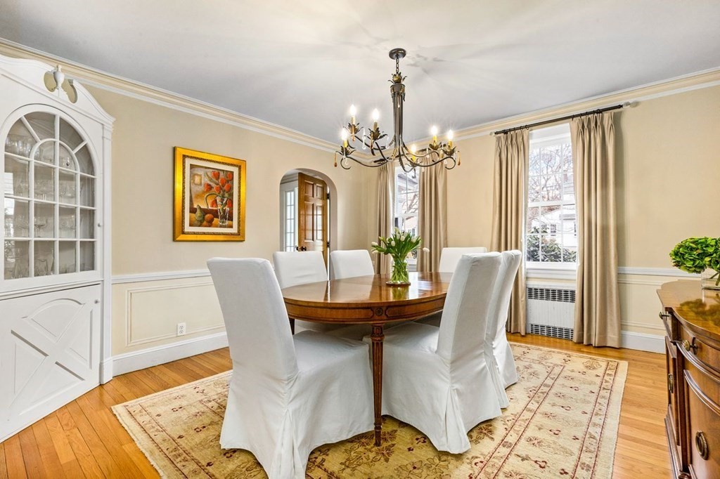 60 Moffat Road Newton, MA 02468 - Photo 5 of 23