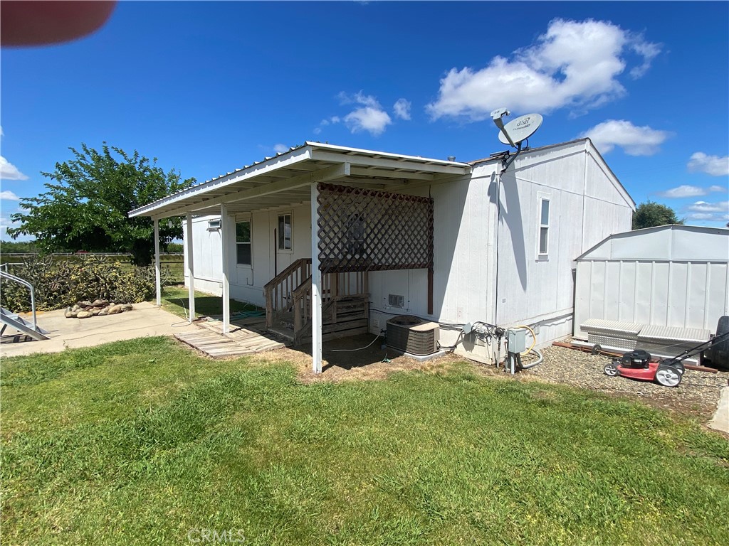6922 G Street Merced, CA 95340 - Photo 39 of 39 a view of a house with backyard