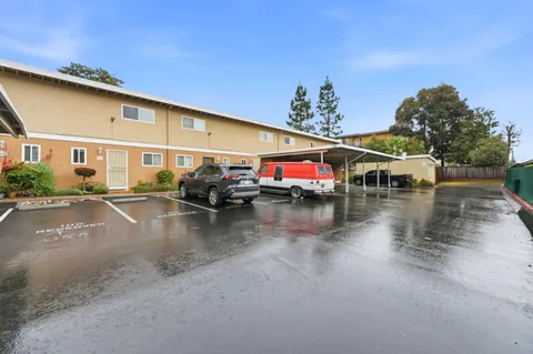 $699,999 | 3320 Lochinvar Avenue, Unit 56, Santa Clara, CA 95051