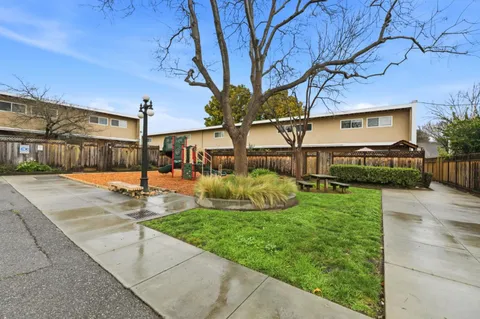 $699,999 | 3320 Lochinvar Avenue, Unit 56, Santa Clara, CA 95051