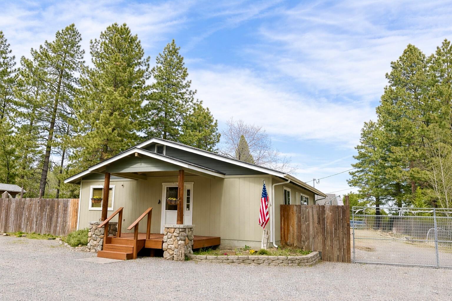 19154 Baker Road Bend, OR 97702 - Photo 1 of 32 19154_Baker _Rd front_Laceyv2