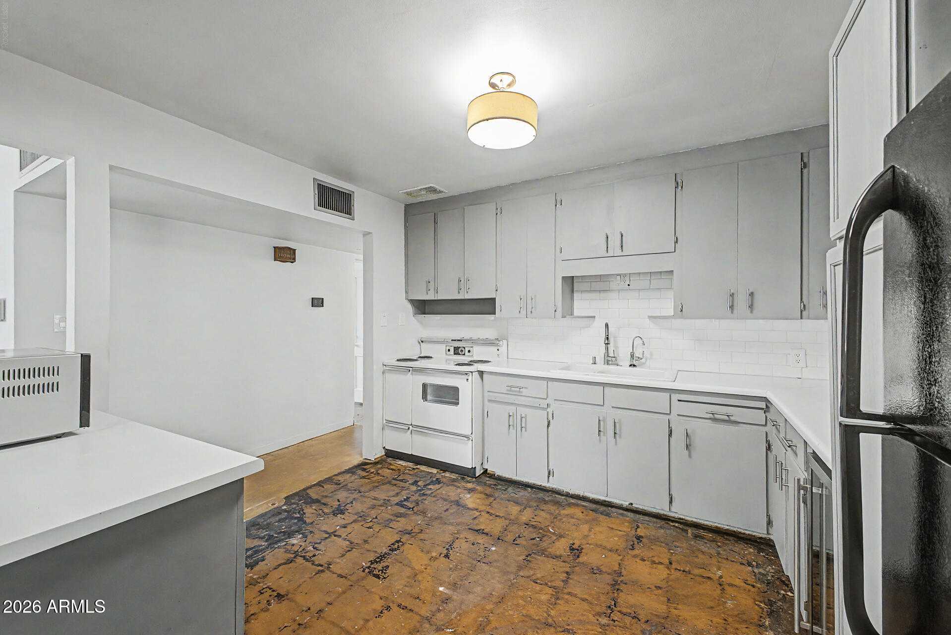 2028 East Granada Road Phoenix, AZ 85006 - Photo 6 of 23