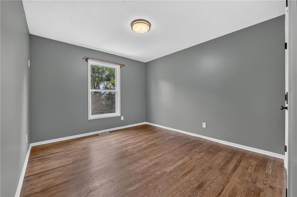 2017 Southwest Post Oak Road Lee's Summit, MO 64082 - Photo 53 of 77 Gallery Image 53