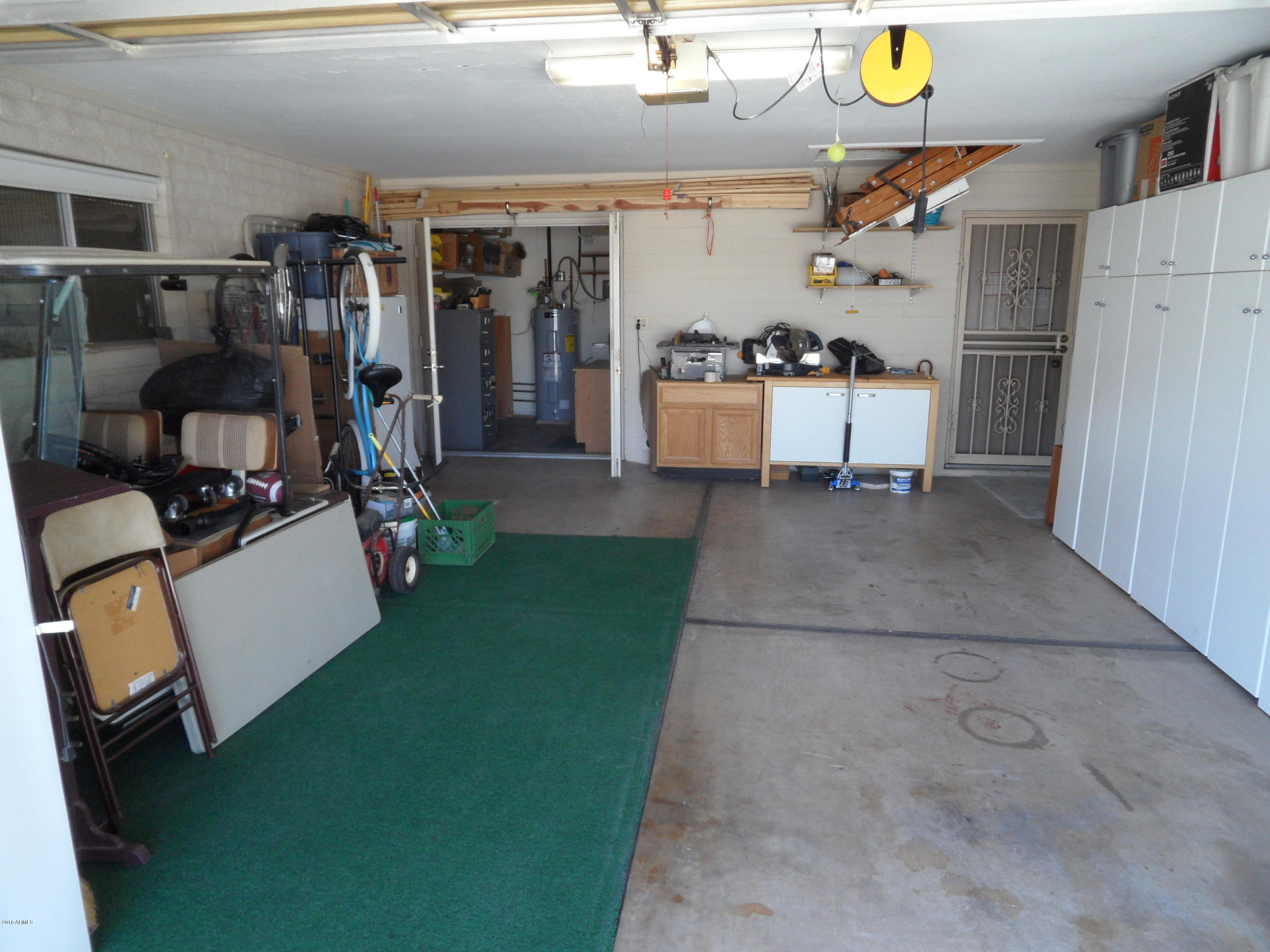 534 South Rochester Mesa, AZ 85206 - Photo 21 of 38 Garage