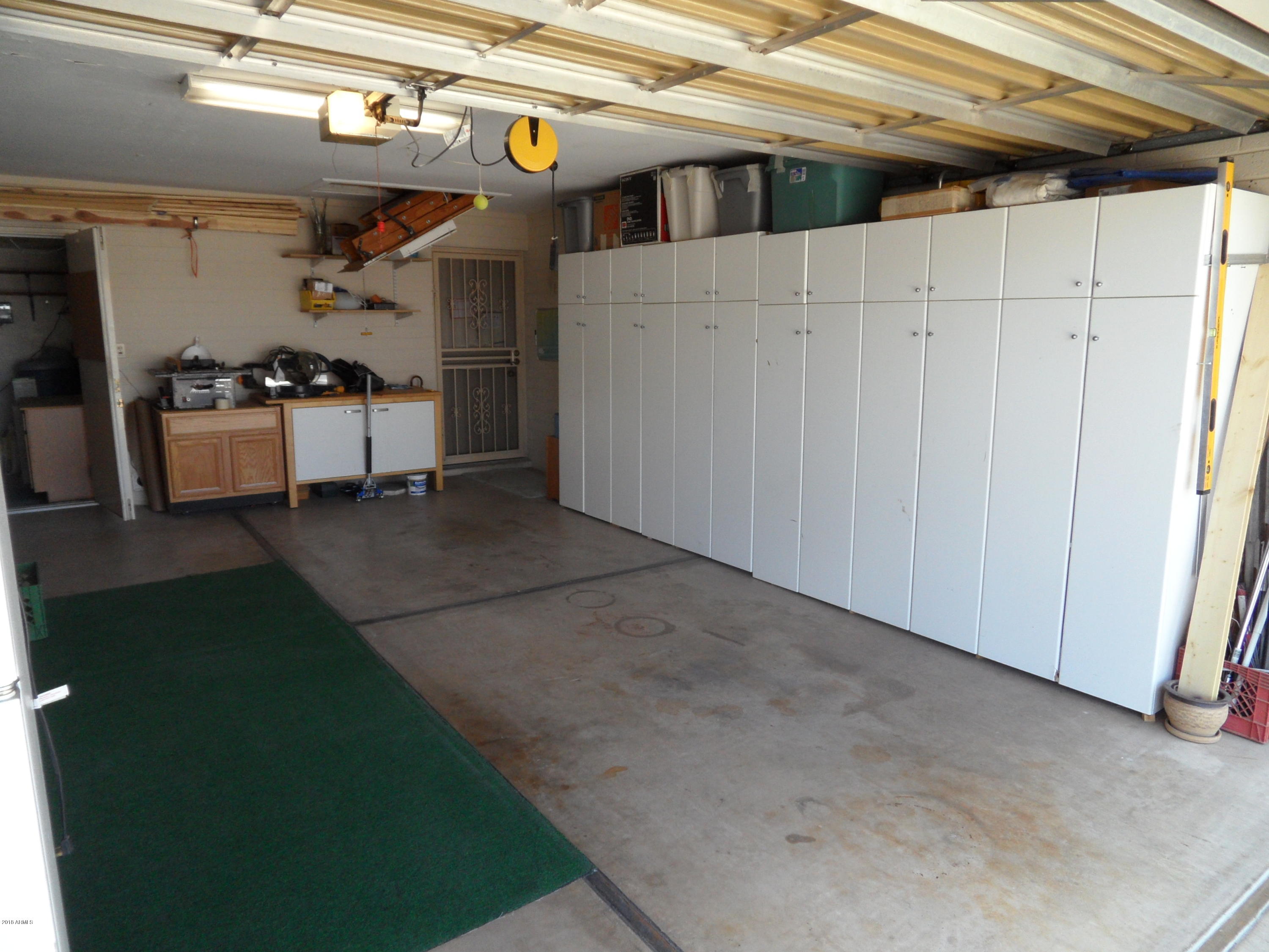 534 South Rochester Mesa, AZ 85206 - Photo 22 of 38 Garage