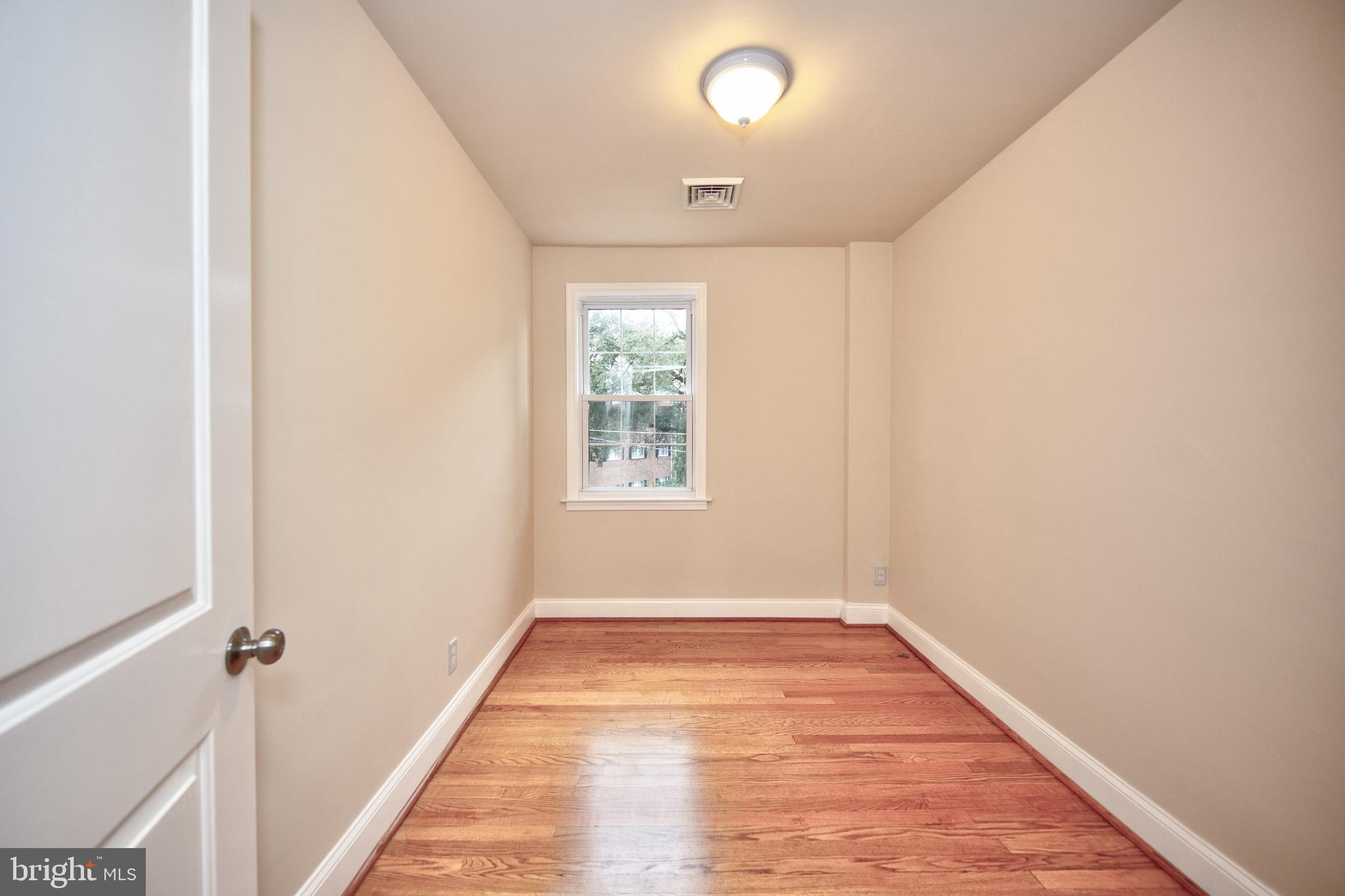 342 Stanmore Road Baltimore, MD 21212 - Photo 14 of 25