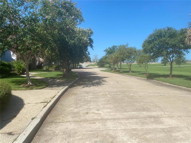 2 Mariners Cove North New Orleans, LA 70124 - Photo 4 of 22