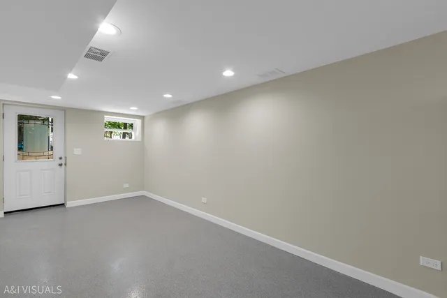 $649,000 | 5841 North Medina Avenue, Chicago, IL 60646