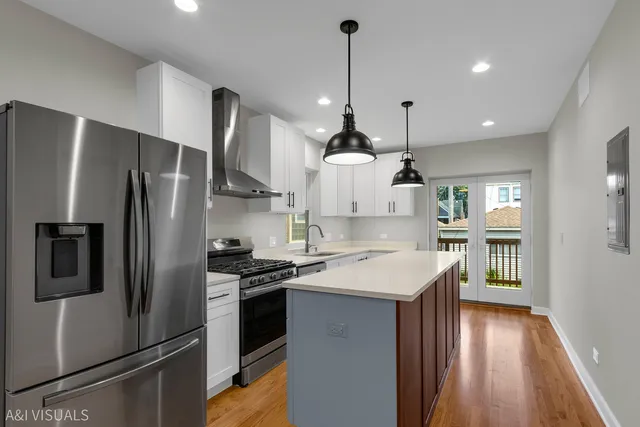 $649,000 | 5841 North Medina Avenue, Chicago, IL 60646