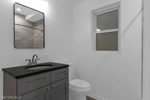 $649,000 | 5841 North Medina Avenue, Chicago, IL 60646