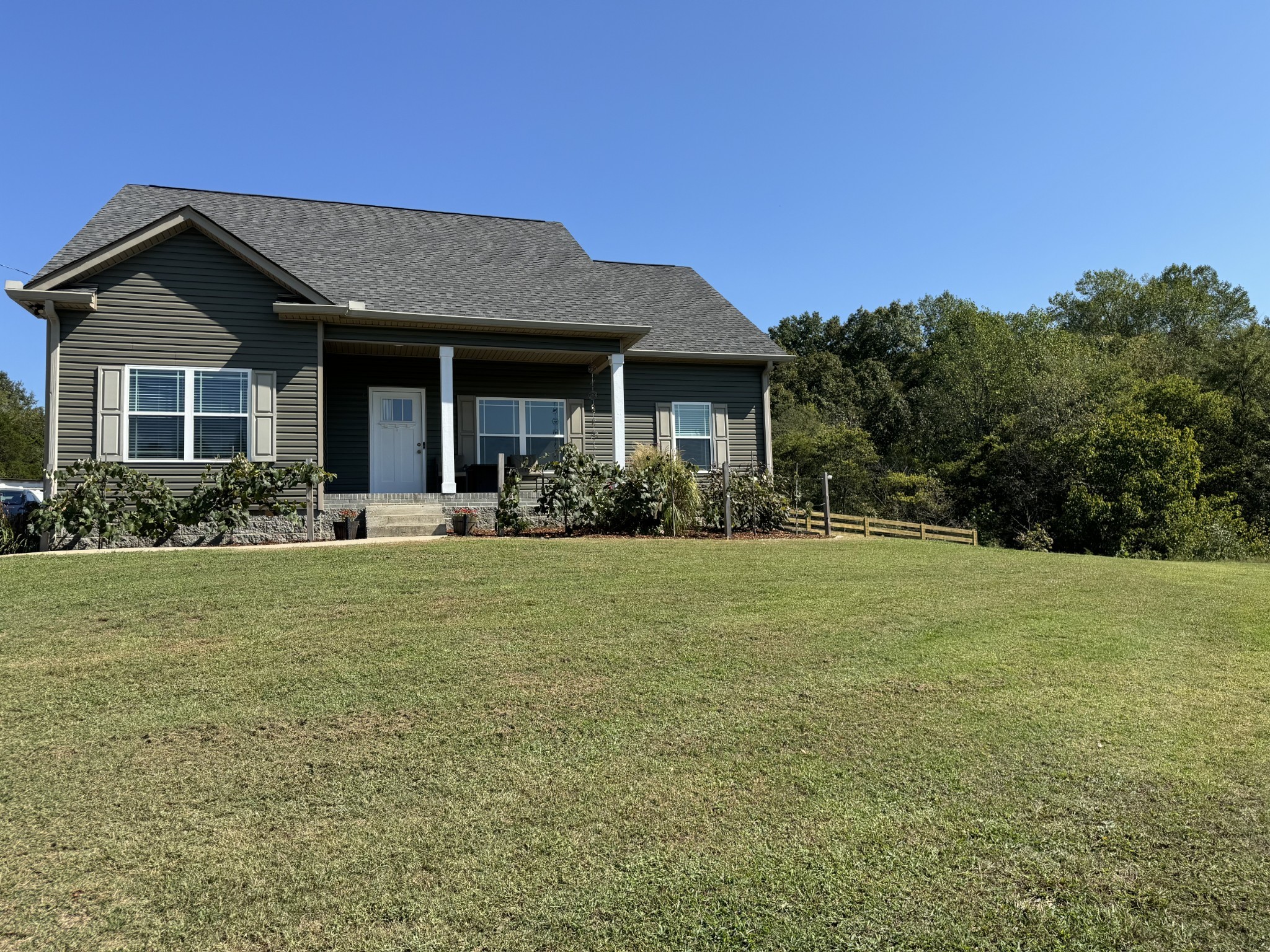 522 Matlock Road Charlotte, TN 37036 - Photo 1 of 32 Gallery Image 1