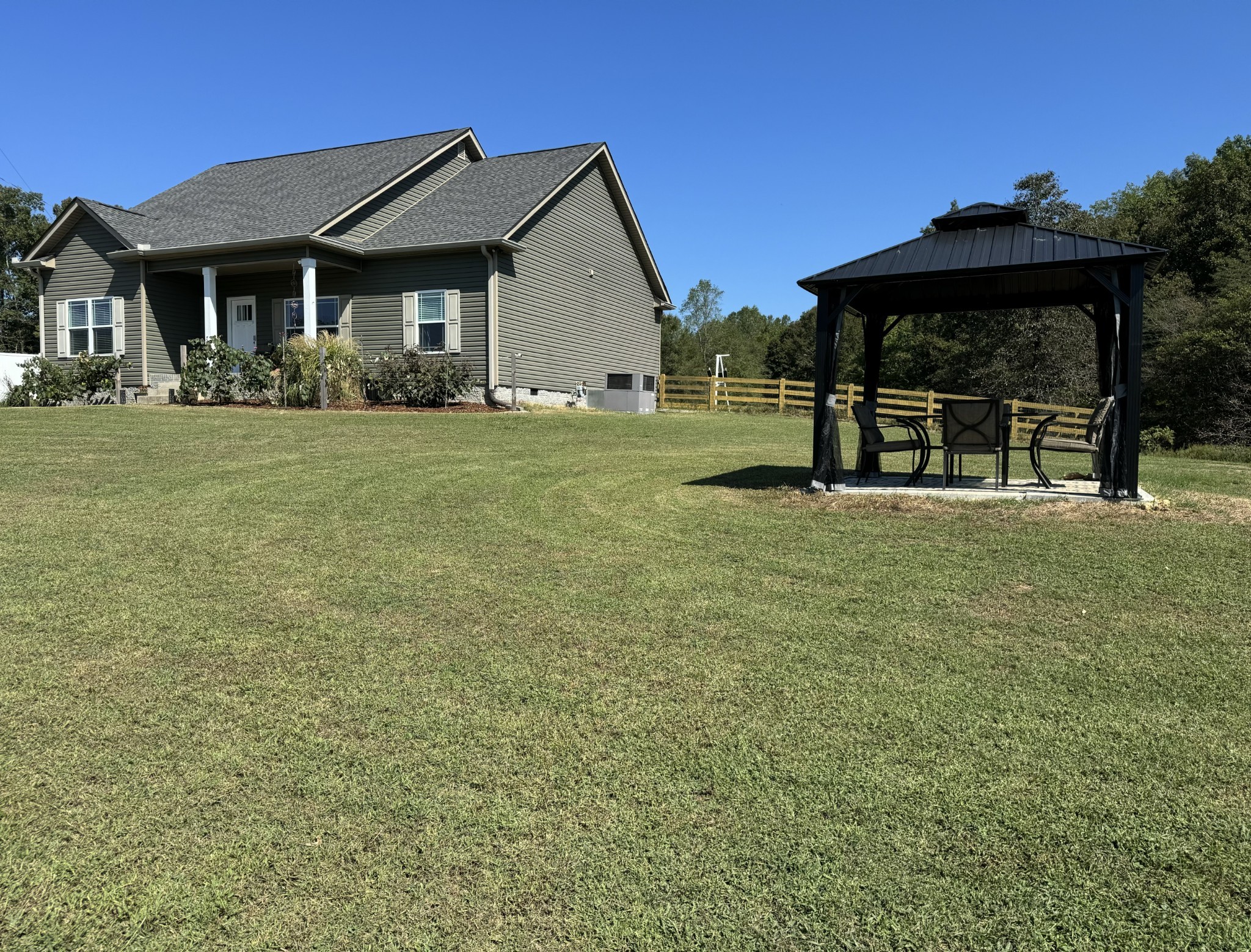 522 Matlock Road Charlotte, TN 37036 - Photo 2 of 32 Gallery Image 2