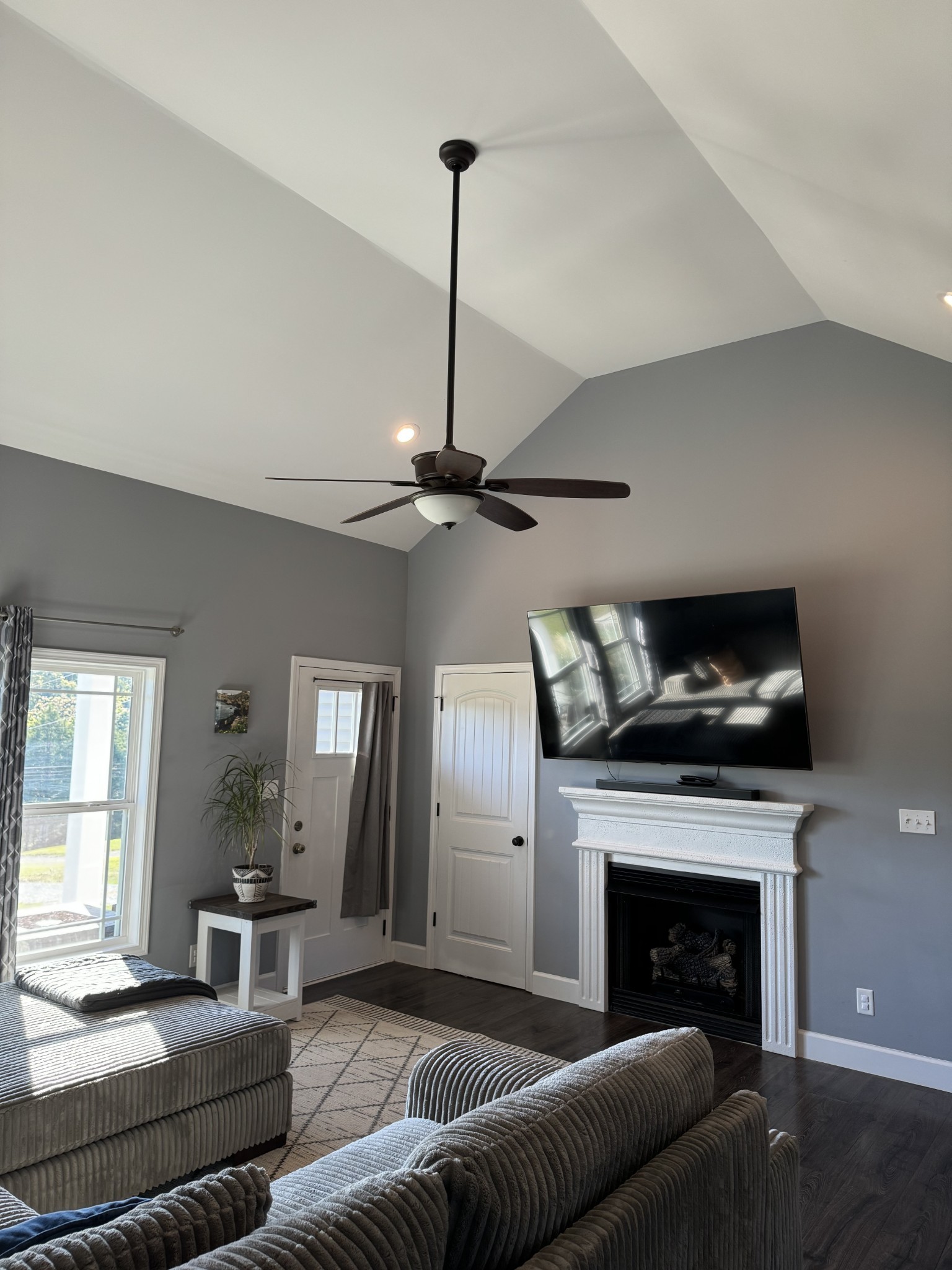 522 Matlock Road Charlotte, TN 37036 - Photo 6 of 32 Gallery Image 6