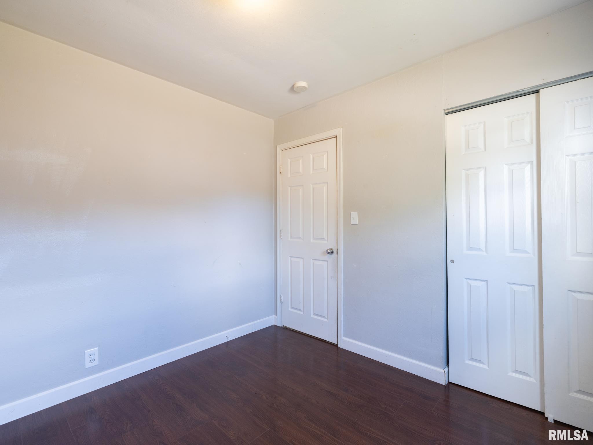 1409 Bush Street Pekin, IL 61554 - Photo 28 of 33