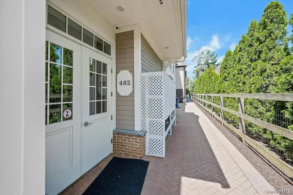 $3,750 | 402 Main Street, Unit 2B, Armonk, NY 10504